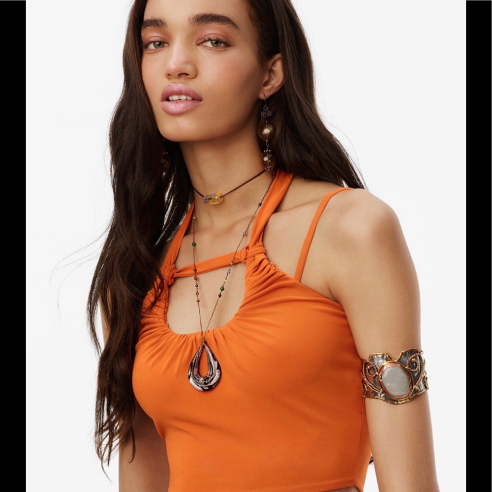 ❤️‍🔥NEW Zara Limited Edition Glass Necklace